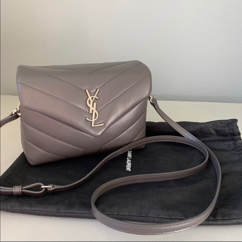 YSL Toy Lou Lou Saint Laurent AUTHENTICATED!!